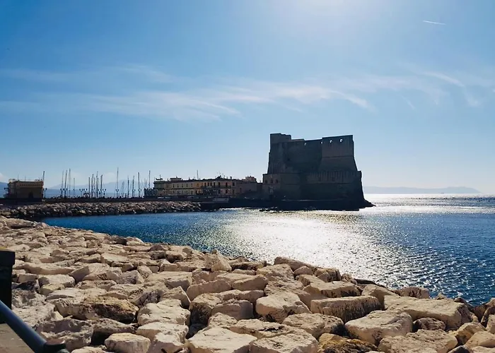 Napoli Storia E Mare
